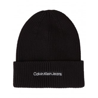 Bonnet Calvin Klein noir avec nom de la marque brodé en blanc à l'avant