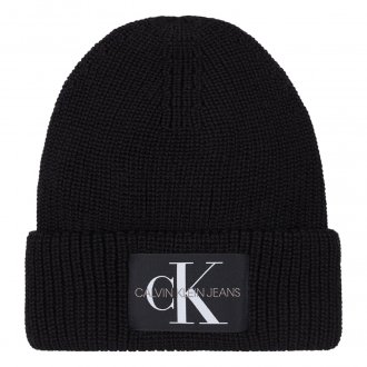 Bonnet Calvin Klein noir avec monogramme de la marque cousu en patch à l'avant