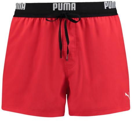 Short de bain rouge uni avec une coupe regular...