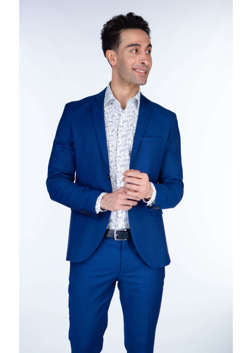 Veste bleue à coupe ajustée à col à revers et fermeture boutonnée