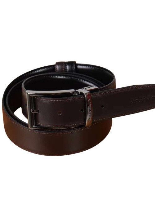 Ceinture en cuir noire unie gravé sur l'extrémité