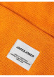 Thumbnail Bonnet moutarde uni avec une étiquette blanche cousue sur l'ourlet - Image 2