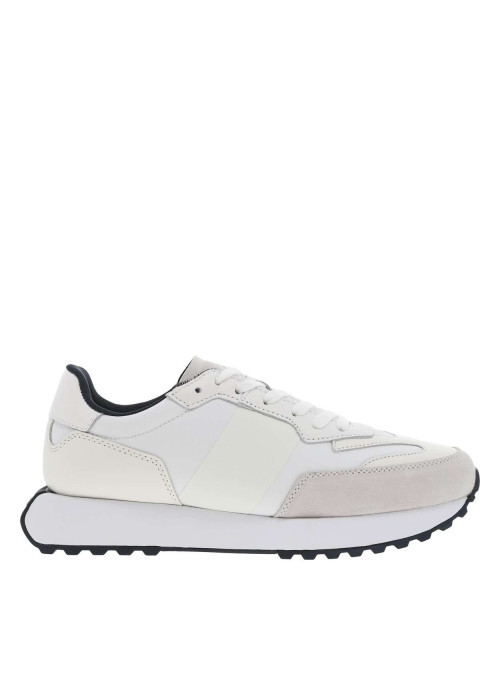 Baskets running blanches et beiges en cuir et toile cirée à lacets plats blancs