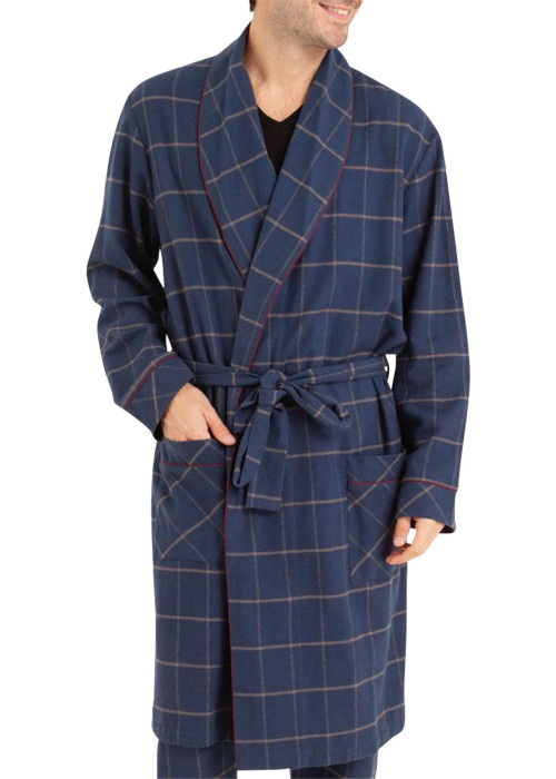 Peignoir en coton marine tartan avec une coupe droite et un col châle