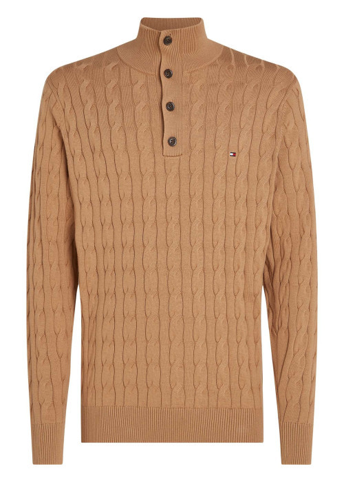 Pull en coton camel uni avec une coupe droite et un col camionneur boutonné