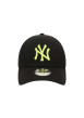 Thumbnail Casquette strapback en coton noire unie avec de la broderie jaune fluo à l'avant - Image 5