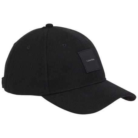 Casquette noire unie avec patch d'authenticité...
