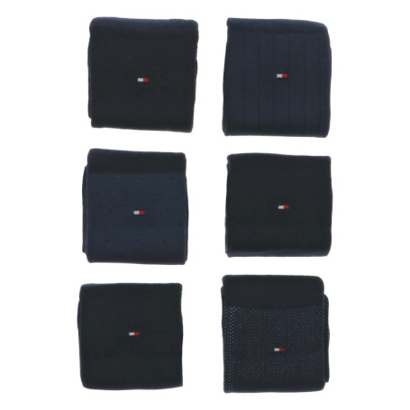 Coffret en métal avec 6 paires de chaussettes...