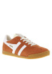 Thumbnail Baskets tennis orange en cuir avec lacets plats, logo doré et semelle marron - Image 3
