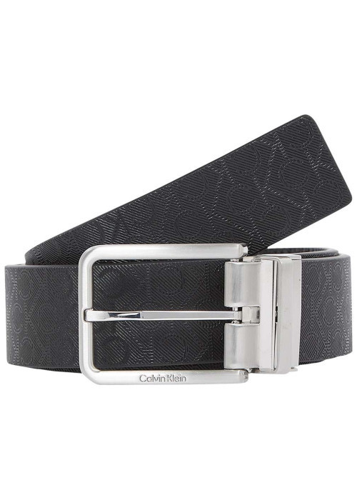 Ceinture en cuir noire avec une boucle rectangulaire et un imprimé all-over logo