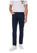 Thumbnail Pantalon en coton marine uni avec une coupe tapered et un patch de la marque - Image 6
