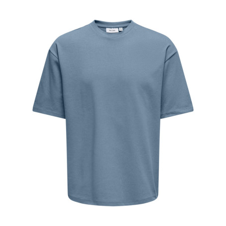 T-shirt bleu uni épais avec une coupe oversize...