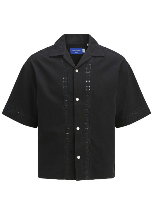 Chemise noire unie avec une coupe droite à col français et des boutons