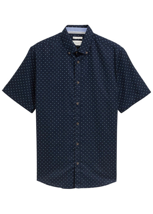 Chemise marine à pois blancs avec coupe regular fit et col boutonné
