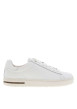 Thumbnail Tennis blanches en cuir à talon plat avec renfoncement effet copeaux et à lacets - Image 2