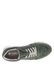Thumbnail Sneakers olive en cuir perforé avec semelle blanche et grise et des lacets plats - Image 4