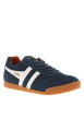 Thumbnail Tennis en cuir bleues marine en daim à empiècements blancs et à lacets plats - Image 3