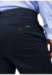 Thumbnail Pantalon chino en coton marine uni avec des poches et une coupe droite - Image 3