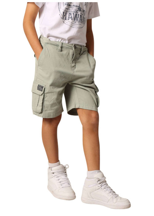 Short cargo en coton vert sauge uni à coupe regular fit avec des poches à rabat