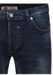 Thumbnail Jean en coton nuit uni avec un patch d'authenticité et une coupe droite - Image 3
