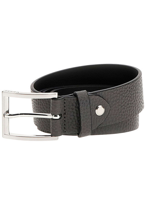 Ceinture en cuir noire unie avec nom de la marque sur la boucle rectangulaire