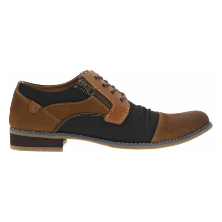 Richelieu en cuir marrons et noirs à bout droit...