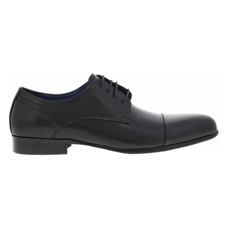 Derbies en cuir noires avec un talon décroché...
