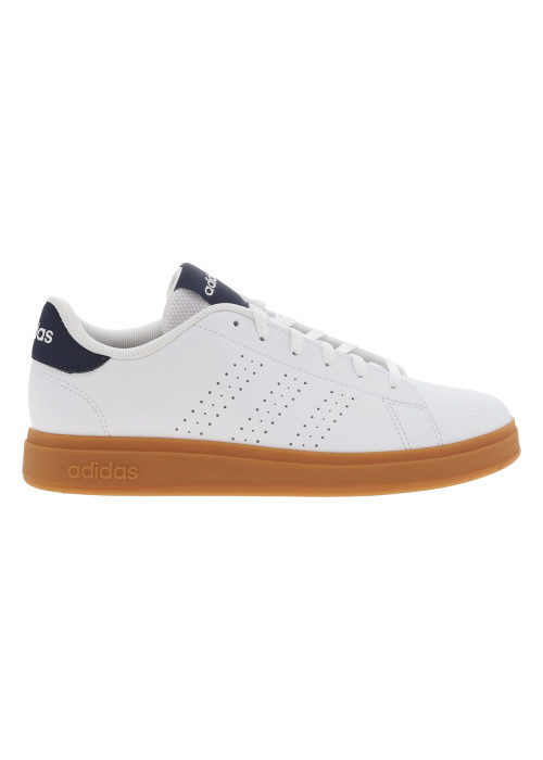 Tennis blanches et bleues à semelle camel avec lacets plats et bandes perforées