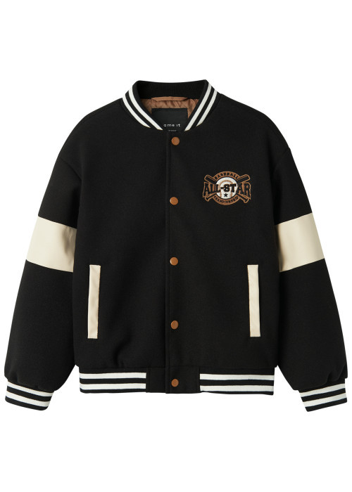 Bomber noir à rayures avec une coupe droite et une broderie au dos