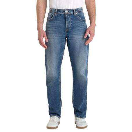 Jean en coton bleu uni avec une coupe droite et...
