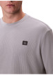 Thumbnail Pull gris clair uni texturé avec un petit patch brodé et à col rond - Image 3