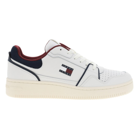 Tennis blanches avec semelle à talon plat et...