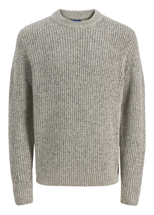 Pull beige en maille tricotée avec une coupe droite et un col rond