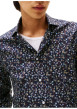 Thumbnail Chemise en coton marine ornée d'un motif floral avec un col à rabats - Image 4
