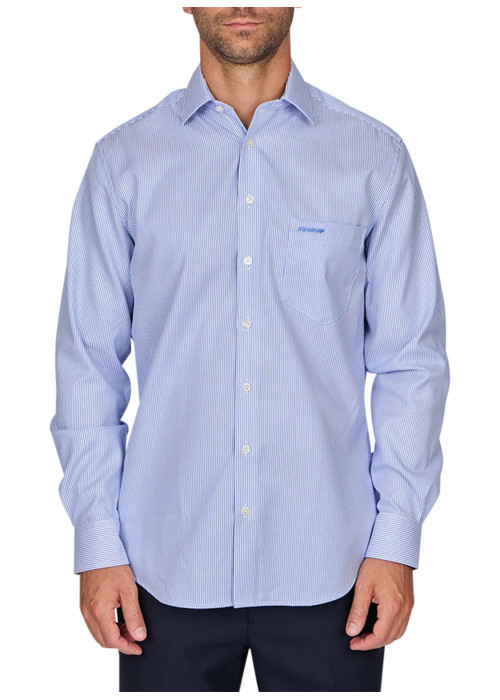 Chemise en coton bleue ciel rayée à coupe regular fit avec une poche