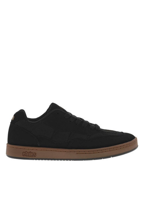 Baskets noires à talon plat avec des lacets...