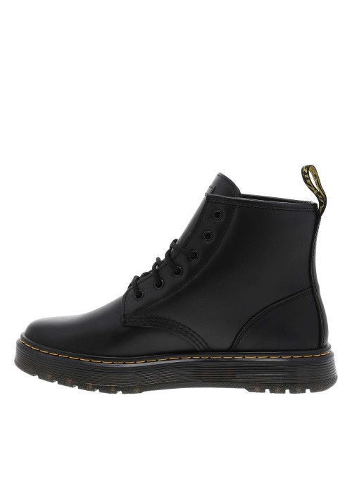 Bottines en cuir noires avec un talon plateau...