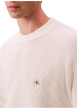 Thumbnail Pull en coton écru à maille effet gaufrée avec un col rond et coupe droite - Image 6