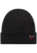 Thumbnail Bonnet noir en maille tricotée pourvu d'un motif brodé à l'avant