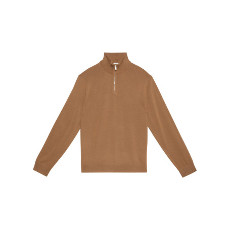 Pull en laine camel uni avec une coupe droite...
