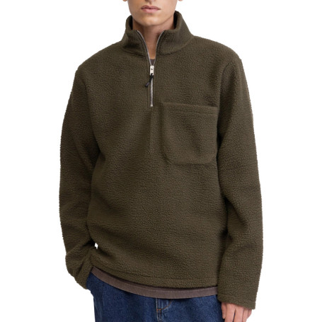 Pull kaki en maille sherpa avec une coupe...