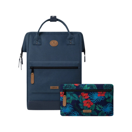 Sac à dos marine uni avec des bretelles...