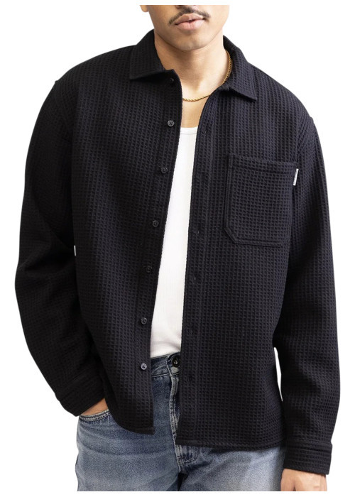 Surchemise noire en maille effet gaufrée...
