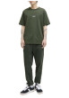 Thumbnail T-shirt en coton vert uni avec une coupe droite et un col rond - Image 3