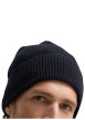 Thumbnail Bonnet marine uni en maille tricotée avec un logo en relief brodé - Image 3