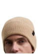 Thumbnail Bonnet beige uni en maille tricotée avec un logo en relief brodé - Image 3