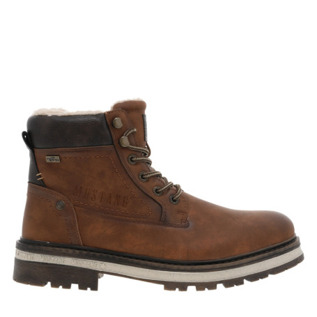 Bottines brunes à talon décroché bas avec une...