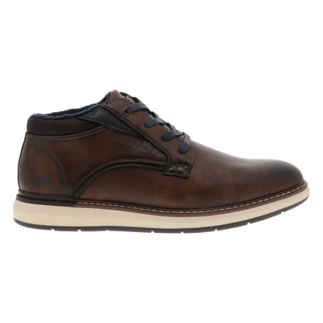 Derbies cognac à talon plat avec des lacets et...