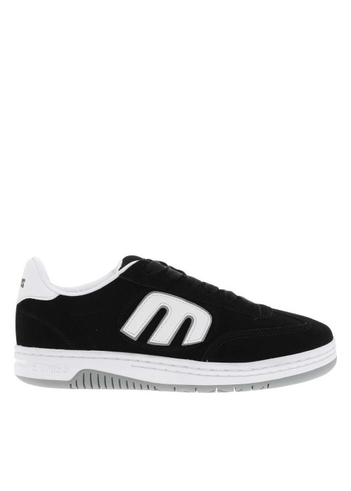 Baskets skate noires à talon plat avec un logo...
