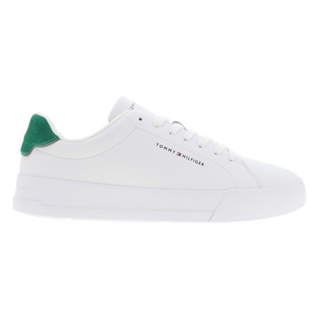 Tennis en cuir blanches et vertes à talon plat...